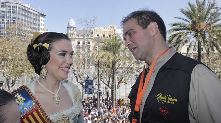 20110319 mascleta 11